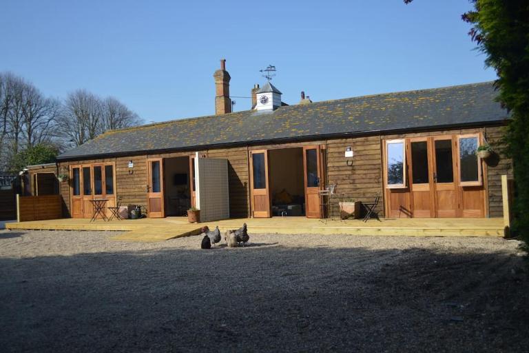 The Tack Room - rural boutique retreat for two - B&B Clapham