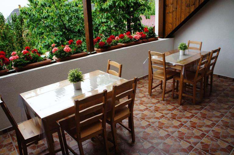 Dobosi Vendégház - B&B Szentantalfa