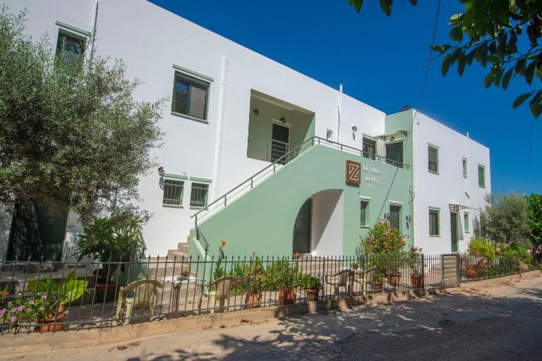 Xenios Zeus Apartments - B&B Kissamos