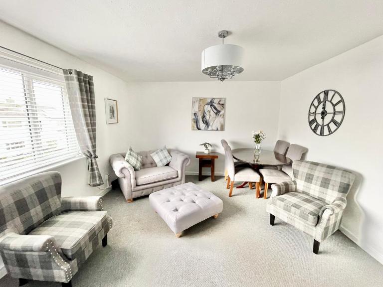 Cae Glas Apartments - B&B Holyhead