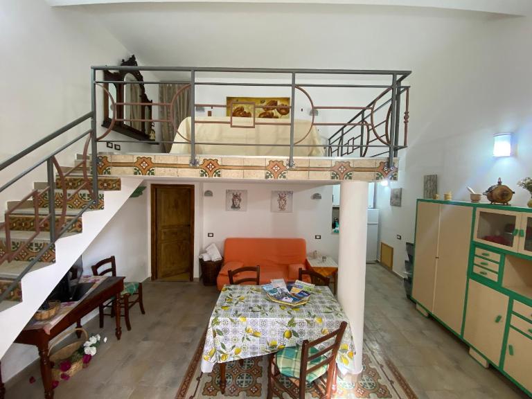 Le_case_di_Antonella - your holiday in Sicilia - Bed and Breakfast Castellammare del Golfo