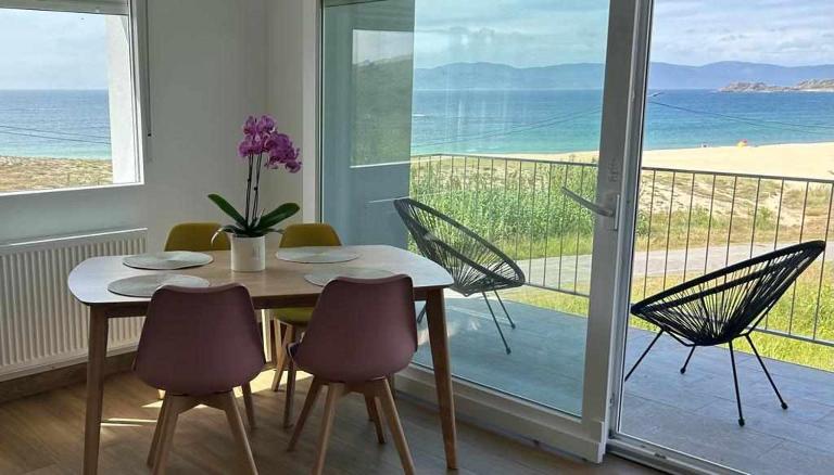 Mar de Queiruga: 12 Nadelas - Ferienwohnung Porto do Son