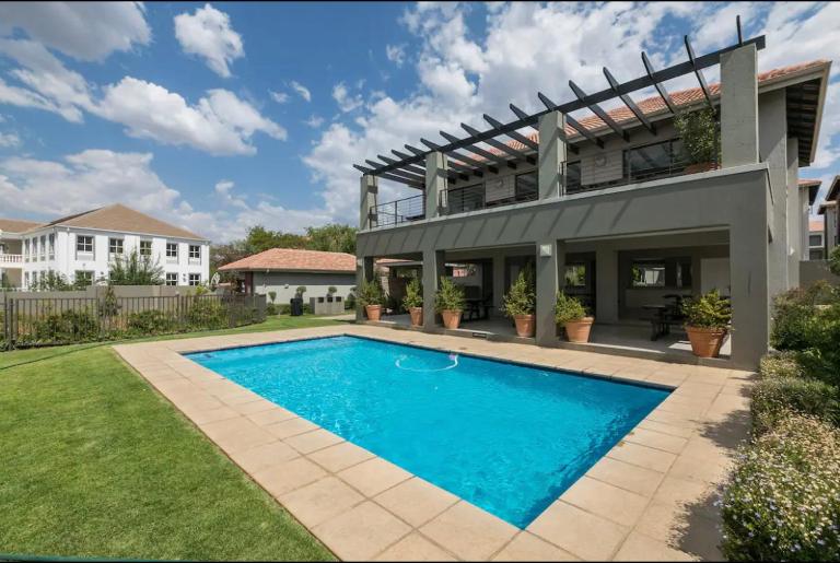 Fourways Luxe Suite - B&B Centane