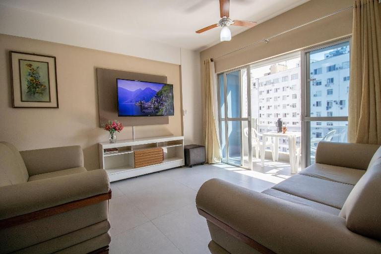 MY72 - Próx ao Calçadão, Climatizado, TV Smart - Chambres d'hôtes Balneário Camboriú