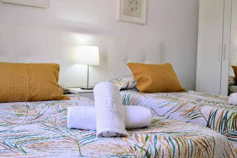 Suecia Dalia - B&B Los Cristianos