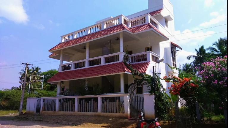 Tranquility Guest House - B&B Srirangam