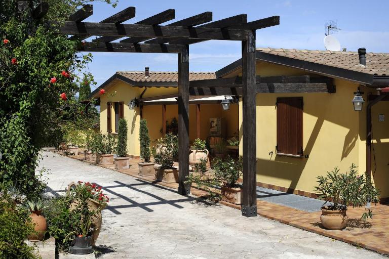 Country House Il Sambro - Ferienwohnung Bettona