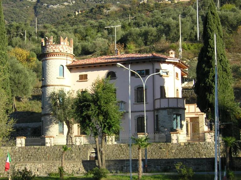 Villa immersa in Natura - Ferienwohnung Malcesine