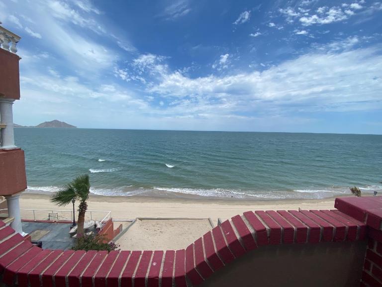 Beachfront, 2 bedroom Condo in San Felipe - B&B San Felipe