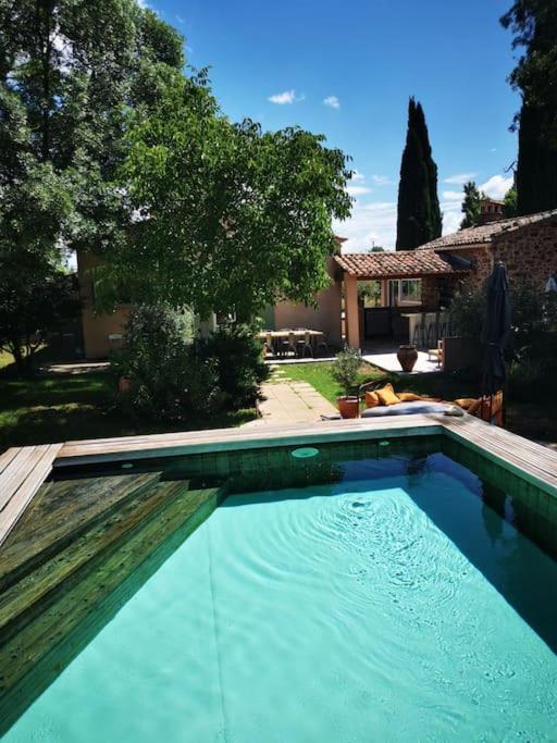 Villa provençale, piscine et jacuzzi privés. - B&B Le Luc