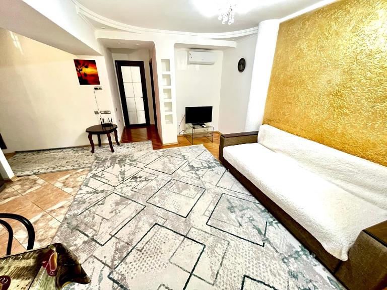 Уютная евро двушка в центре Алматы #57 - Bed and Breakfast Almaty