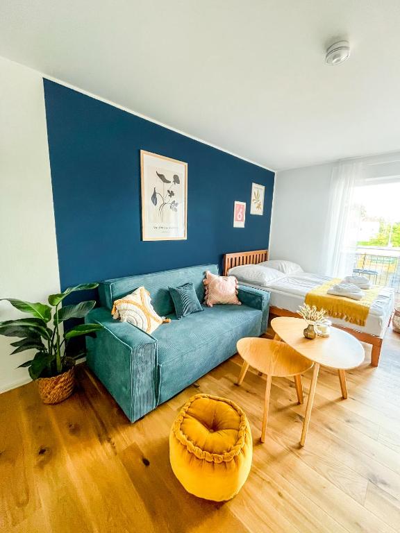 Sunset Club - STUDIO Küche - Balkon - Parken - Bed and Breakfast Memmingen