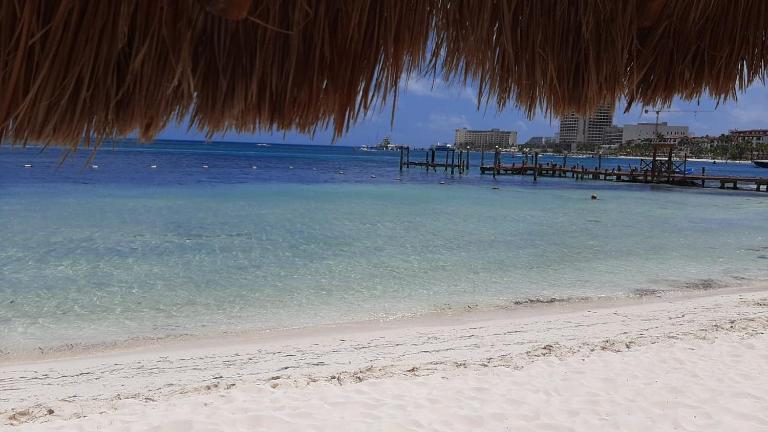 Cancun beachfront 417 - Ferienwohnung Cancún