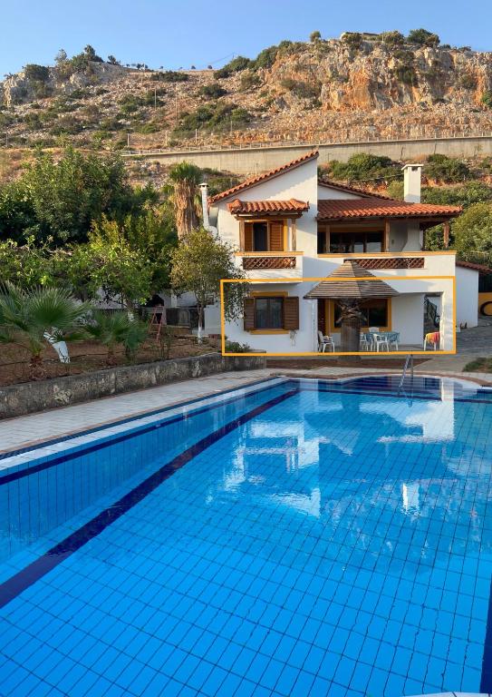 Villa Lemonia - Bed and Breakfast Mália