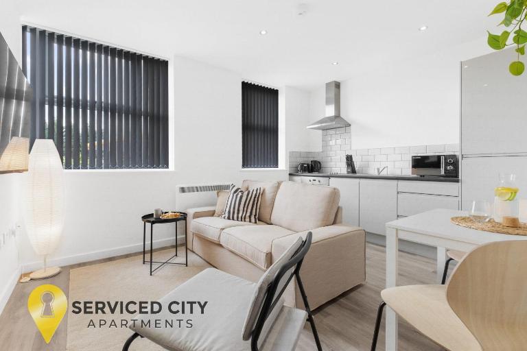 SCA- Arden Apartment 2 Twin Bedroom Free Parking - Chambres d'hôtes Coventry