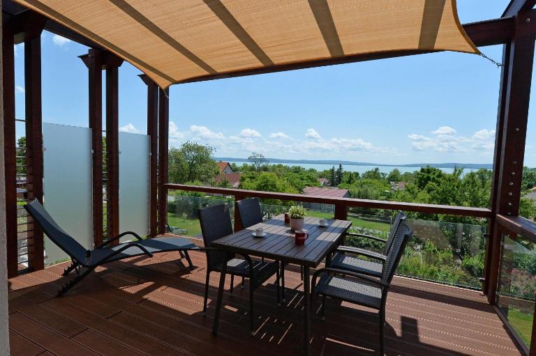 Aranymandula apartmanok - Ferienwohnung Balatonakali