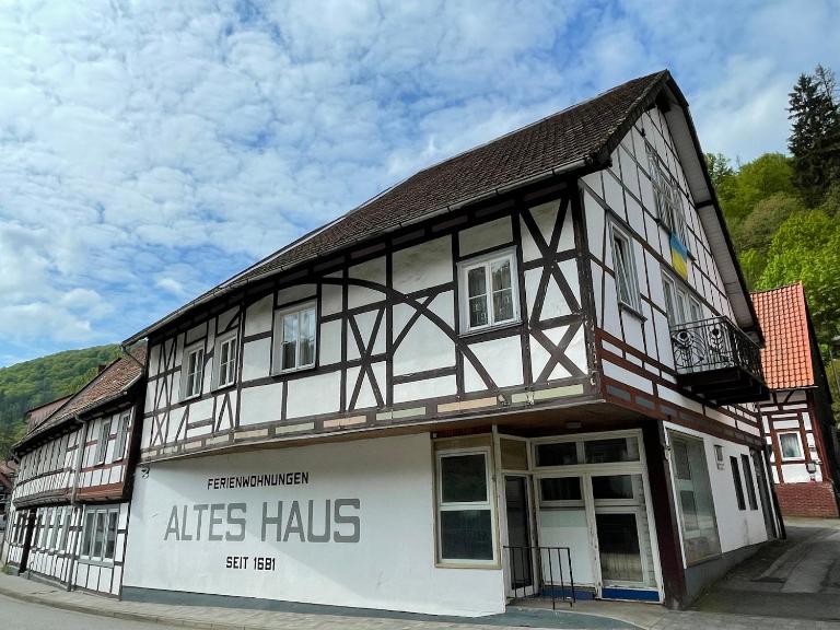 "Altes Haus" am Kurpark in den Bergen - Ferienwohnung Zorge