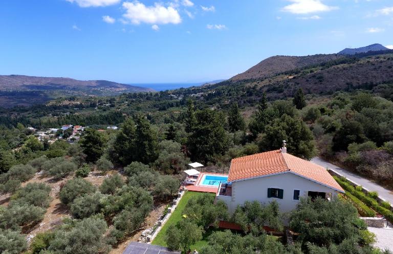 Villa Artemis Vryses Crete - B&B Alíkambos