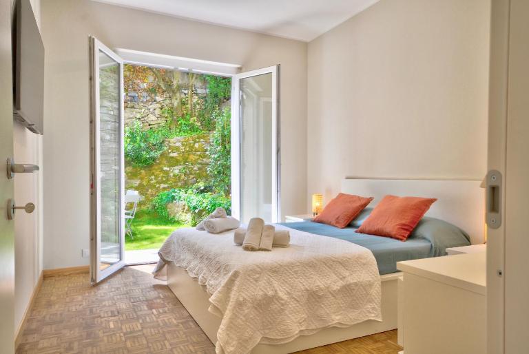 Casa Riva - Giardino e posto auto privato a pochi minuti dalle spiagge - 4 posti letto - B&B Rapallo