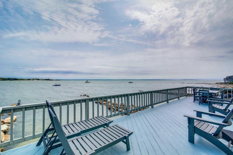 Serene Mattapoisett Home w/ Private Beach Access! - B&B Mattapoisett