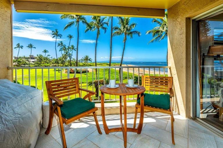 MENEHUNE SHORES, #220 condo - B&B Kīhei