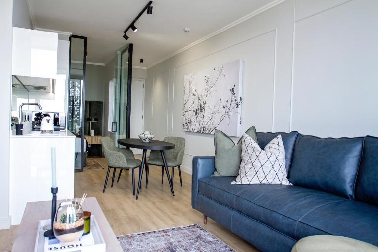 Executive Apartment at Ellipse Waterfall - Bed and Breakfast Midrand