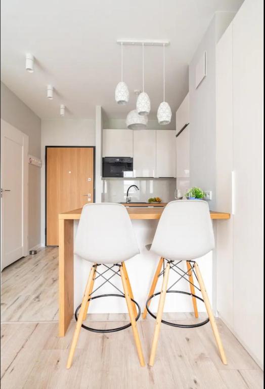 LuxApartmentWarszawa z bezpłatnym podziemnym parkingem - B&B Warsaw