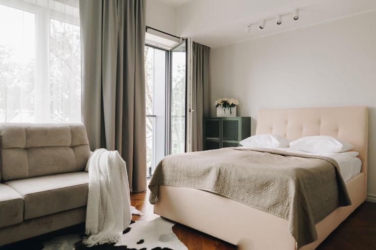 Dream Stay - Stylish Studio with French Balcony - Ferienwohnung Tallinn
