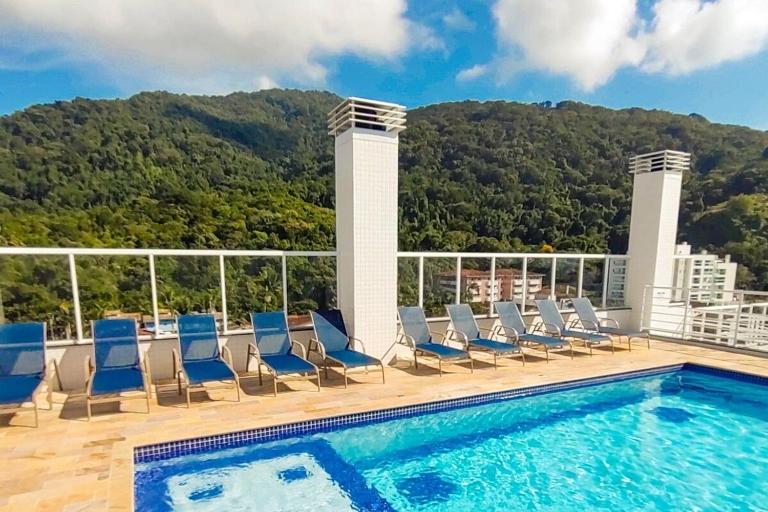 Apartamentos 300m Praia das Toninhas - vista para a serra do mar - B&B Ubatuba