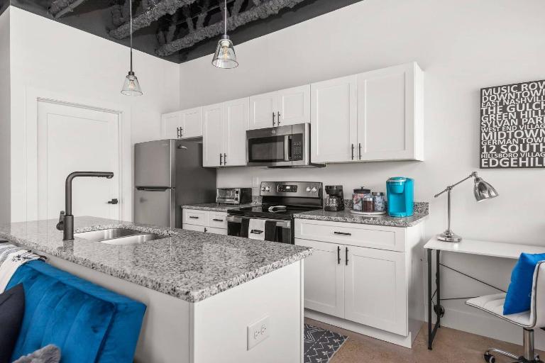 Plus Park - B&B Nashville