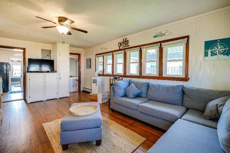 Downtown Russells Point Cottage Near Indian Lake! - B&B Russells Point