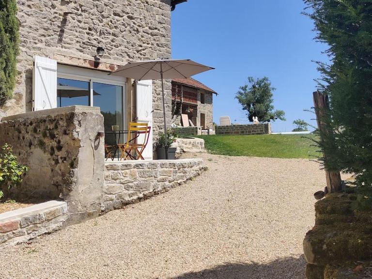 gîte dans ancien moulin - Chambres d'hôtes Sainte-Hélène