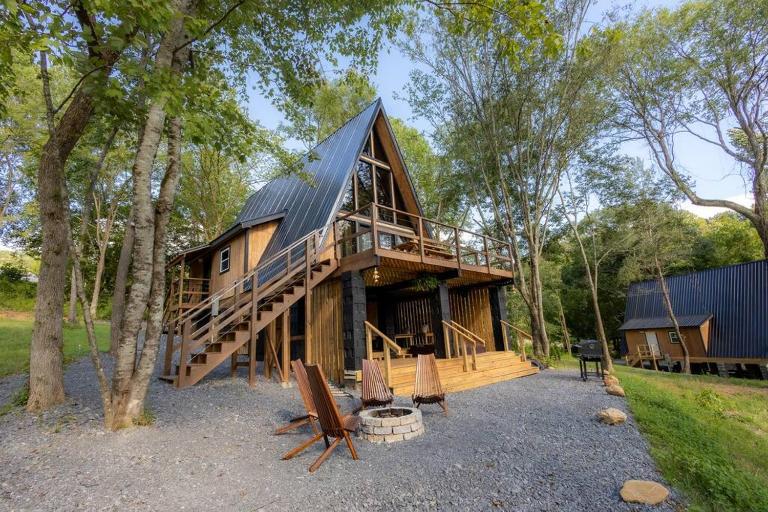 Valhalla Cabins AFrames with hot tubs & sauna - B&B Cosby