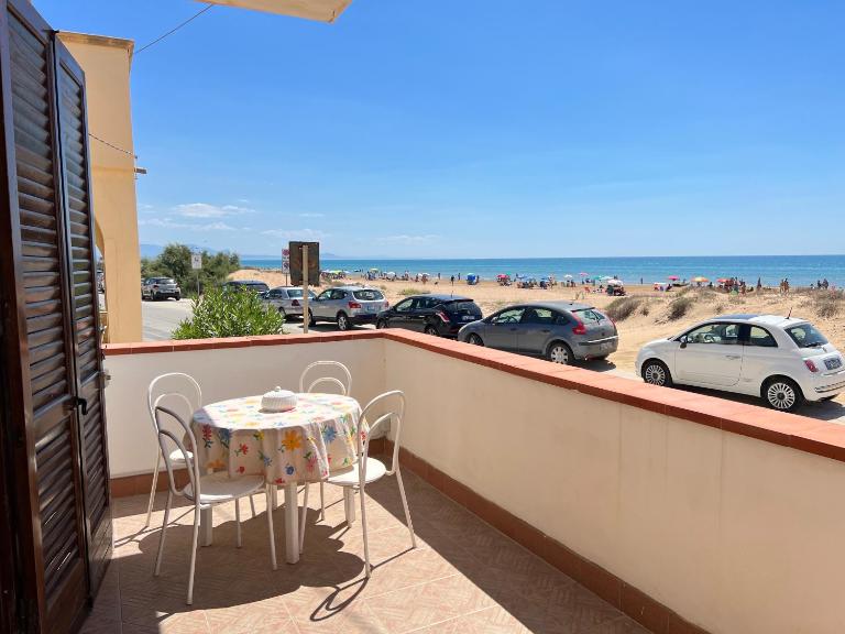 Frontemare - Bed and Breakfast Tre Fontane