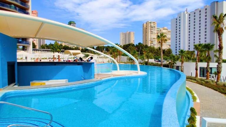 Sunset Waves Holidays - B&B Benidorm