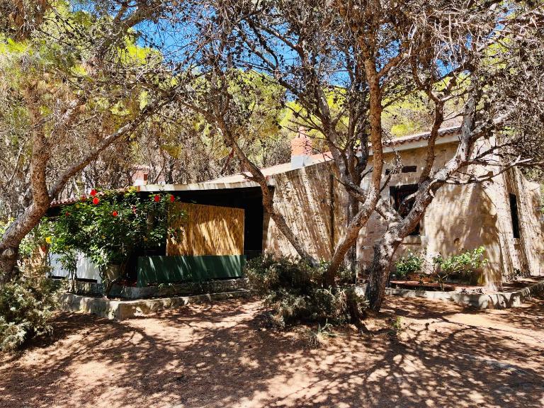 Villetta Porto Pino 30 mt dalla spiaggia - B&B Porto Pino