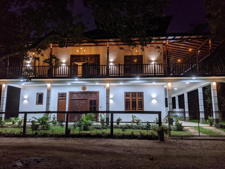 Mount Top Chalet - B&B Tangalle