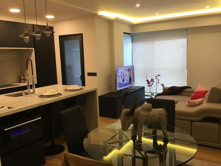 Apartamento céntrico y moderno con vistas a la Ría - Ferienwohnung Vigo