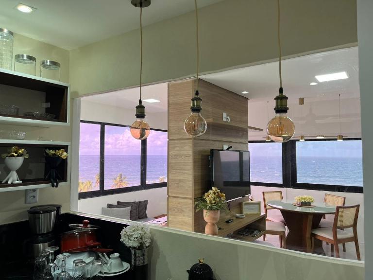 Maravilhoso 3 quartos vista mar Ondina Apart - Ferienwohnung Salvador