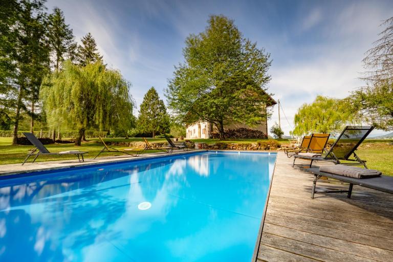 Domaine du Chypre - Bed and Breakfast Cercier