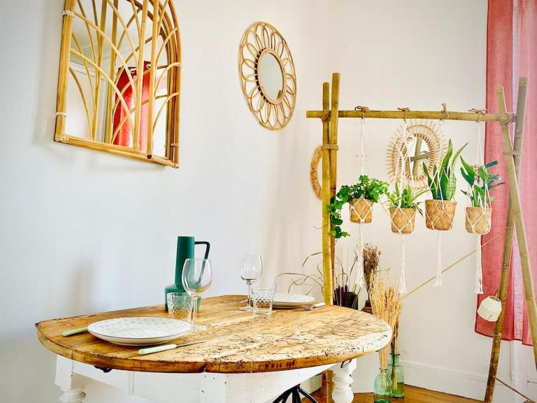 Le Jean Macé, 200m gare, clim. - Bed and Breakfast Grenoble