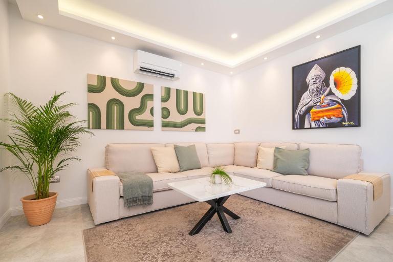 Luxumbra Apartment Dubrovnik with terrace and free parking - Ferienwohnung Dubrovnik