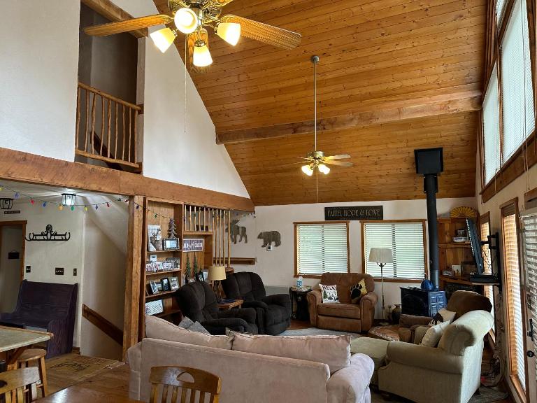 Kings Mountain Kabin With High Speed Wifi - B&B Red River