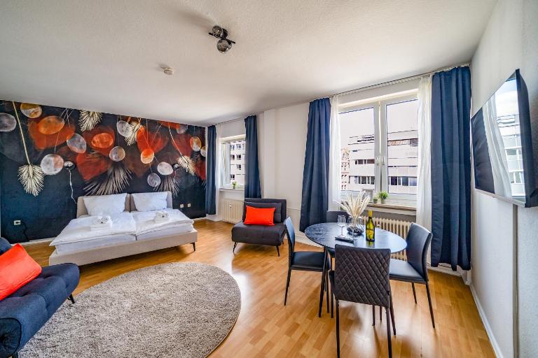 Im Herzen Hannovers 3min City 45m² 1 Zimmer Aufzug - Bed and Breakfast Hannover