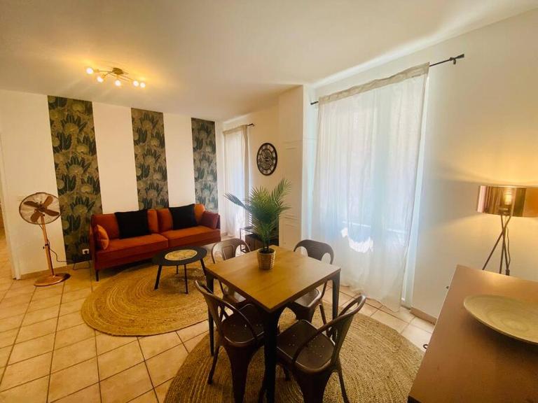 ''Americo'' Joli 3 pièces climatisé Quartier Haut - B&B Sète
