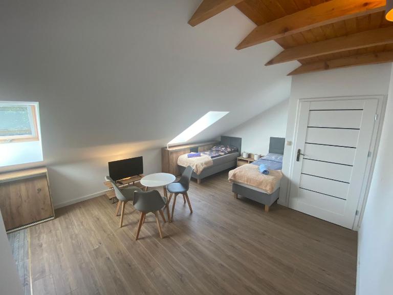 Pensjonat Kaprys - Ferienwohnung Solec-Zdrój