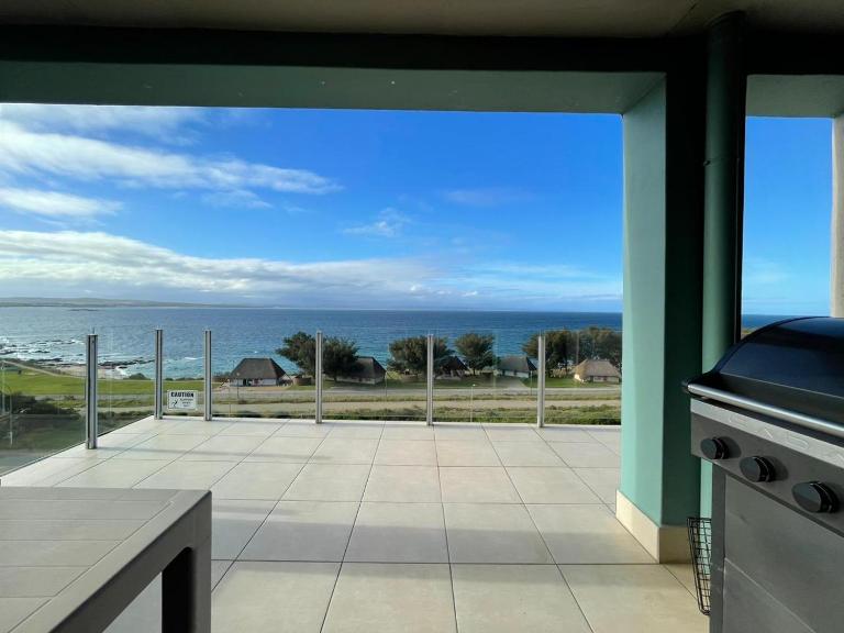 Nautica Flat 301 - B&B Mossel Bay