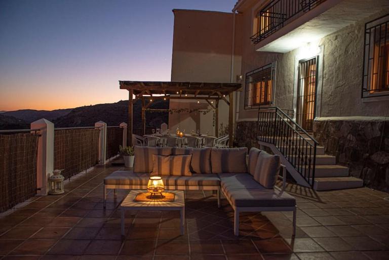 EL BALCON DE SANTA ANA Casa Rural - B&B Quéntar