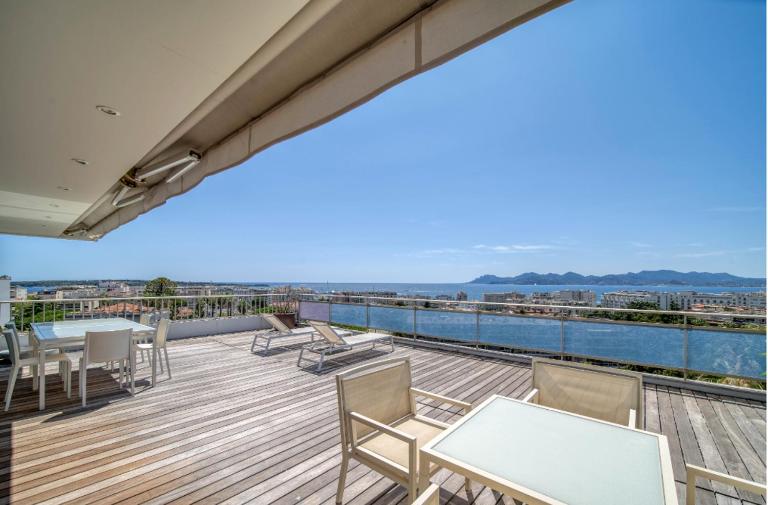 Penthouse Cannes 100m2 avec 2 suites et terrasse 80m2 - Bed and Breakfast Cannes