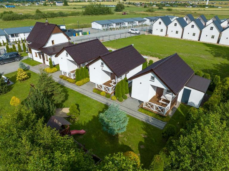 Białe Żagle - domki nad morzem - Bed and Breakfast Kopań